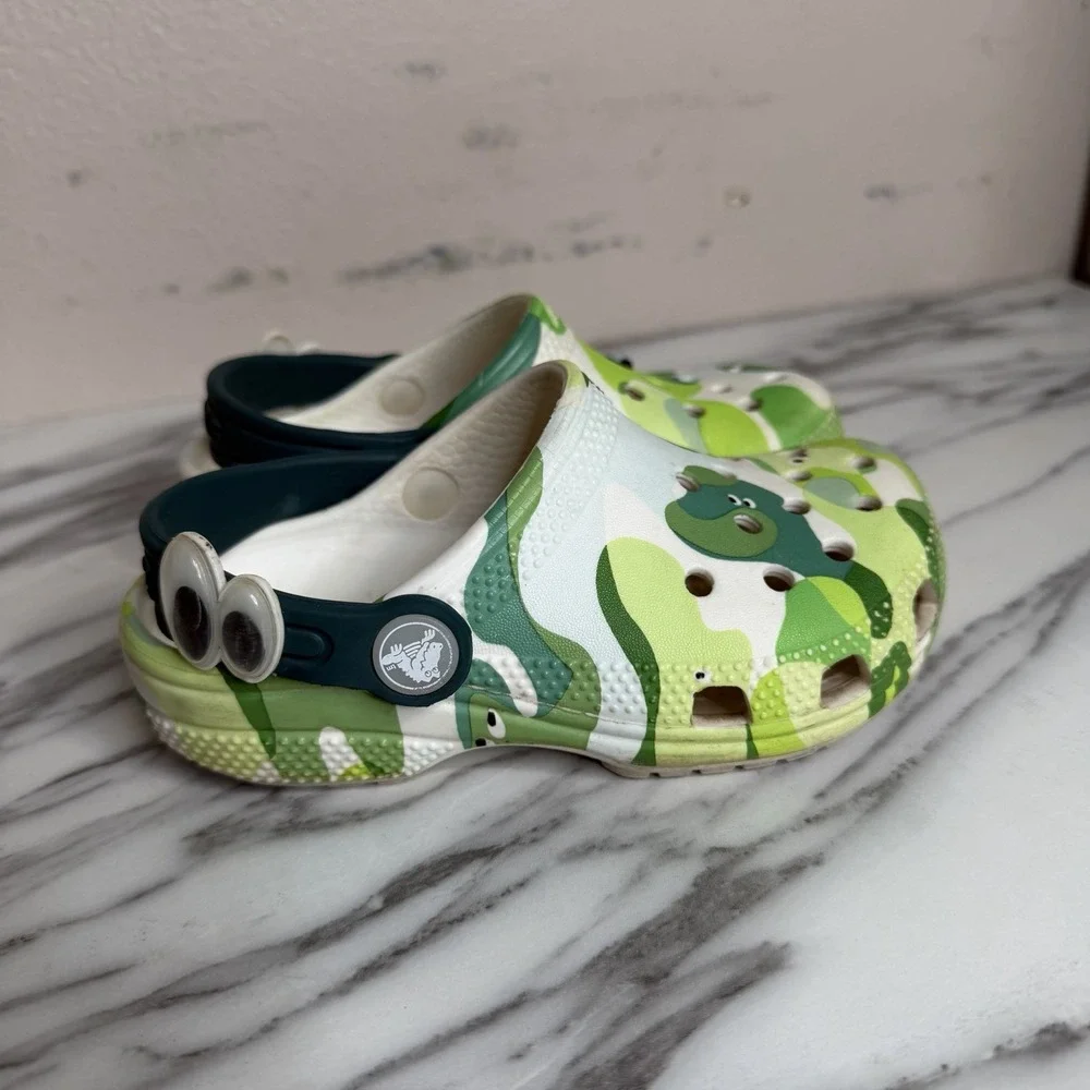 Crocs Classic Kids Clog US C10 Green Dinosaur Charms Slip-On Strap Shoes
